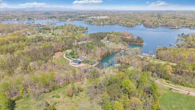 1401 Merriman Way RD, Moneta, VA 24121