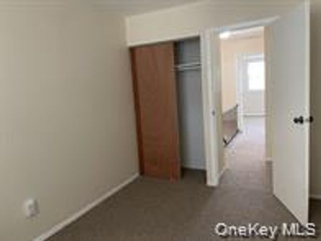 95 Hill Court, Calverton, NY 11933