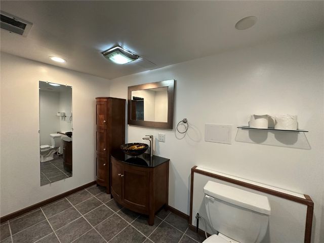 259 27th Avenue SW, Cedar Rapids, IA 52404