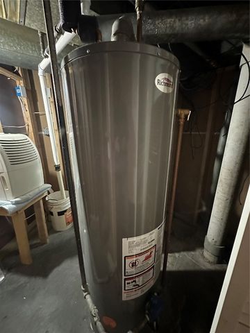 259 27th Avenue SW, Cedar Rapids, IA 52404