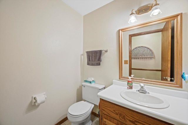W162N10528 Auburn LANE, Germantown, WI 53022