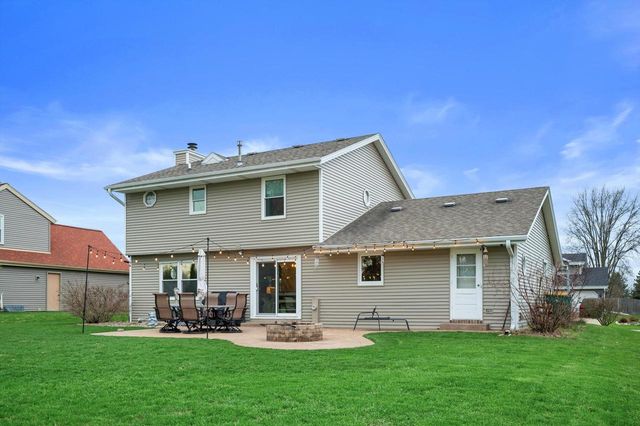 W162N10528 Auburn LANE, Germantown, WI 53022