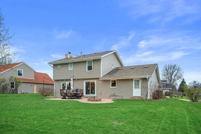 W162N10528 Auburn LANE, Germantown, WI 53022