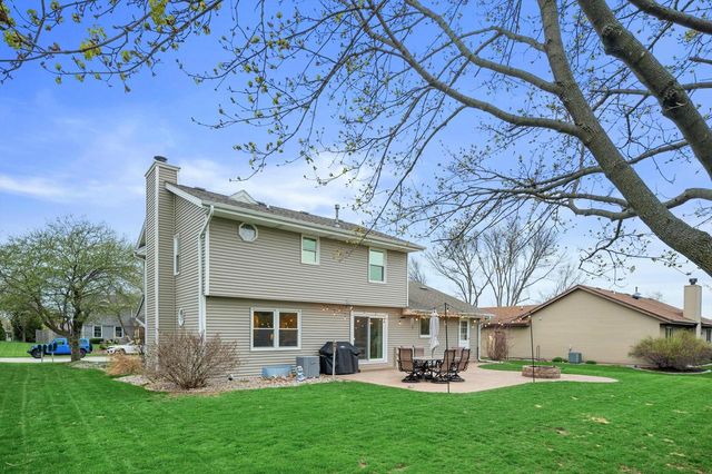 W162N10528 Auburn LANE, Germantown, WI 53022