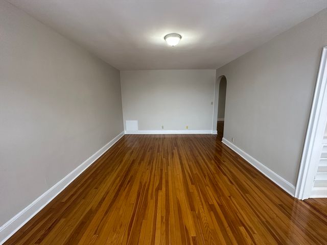 24 Concord Ave 516, Cambridge, MA 02138