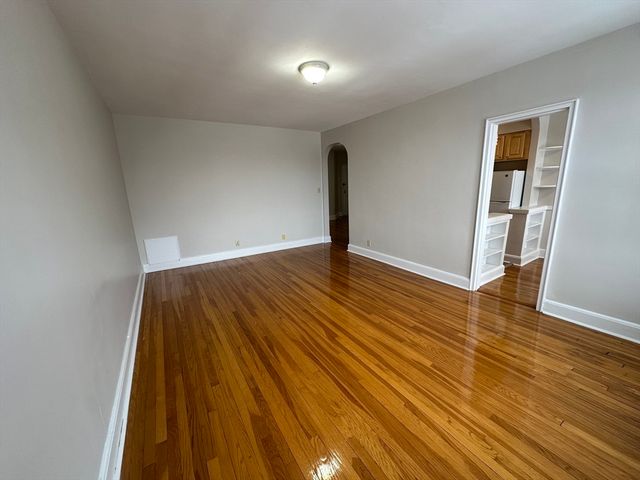 24 Concord Ave 516, Cambridge, MA 02138