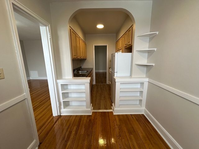 24 Concord Ave 516, Cambridge, MA 02138