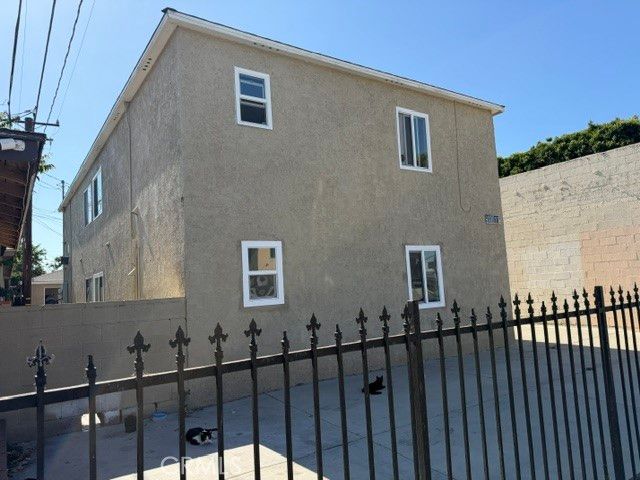 10011 State Street, Lynwood, CA 90262