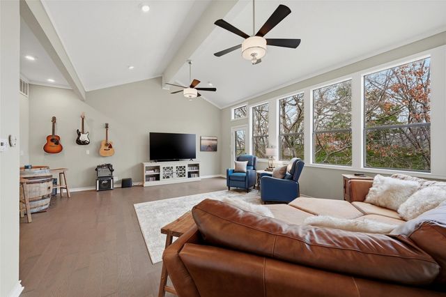 83 Preston Oaks Drive, Pottsboro, TX 75076