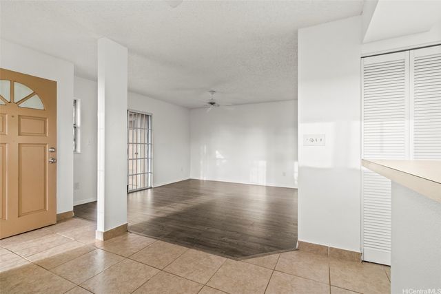 91-1008 Makaaloa Street 3E, Ewa Beach, HI 96706