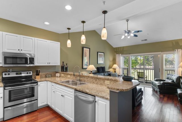 112 Cypress Point Ct Unit 302, Myrtle Beach, SC 29579