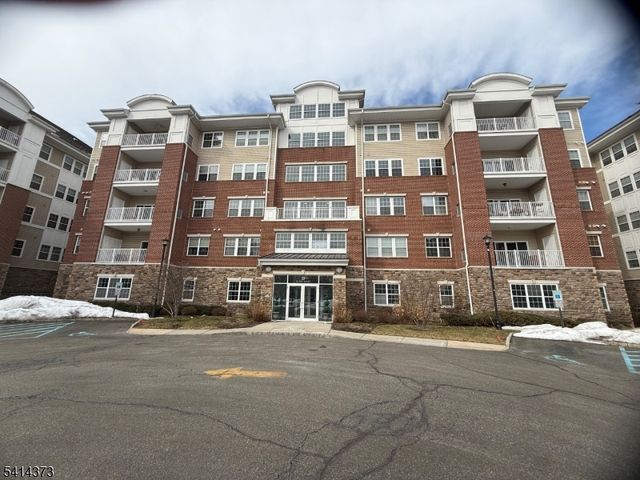 9411 Warrens Way, Wanaque Boro, NJ 07465