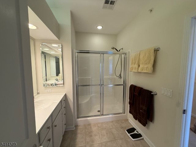 9411 Warrens Way, Wanaque Boro, NJ 07465