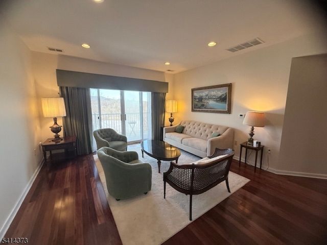 9411 Warrens Way, Wanaque Boro, NJ 07465