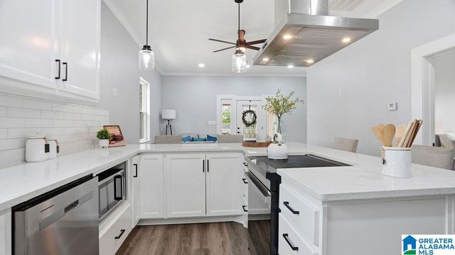 1400 46TH STREET ENSLEY, Birmingham, AL 35208