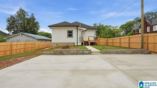 1400 46TH STREET ENSLEY, Birmingham, AL 35208