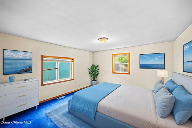 508 B St, Pinehurst, ID 83850