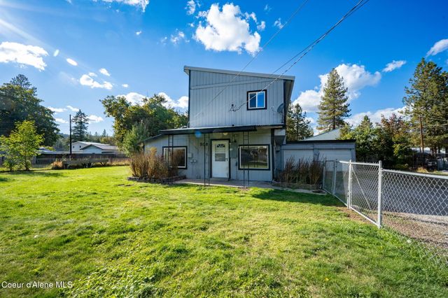 508 B St, Pinehurst, ID 83850