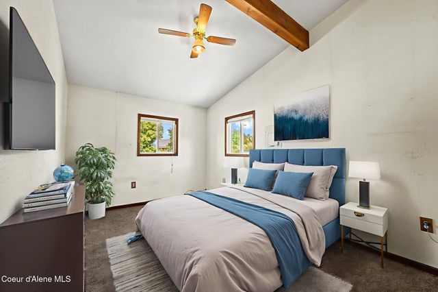 508 B St, Pinehurst, ID 83850