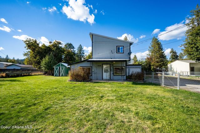 508 B St, Pinehurst, ID 83850