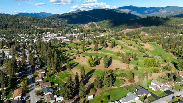 508 B St, Pinehurst, ID 83850