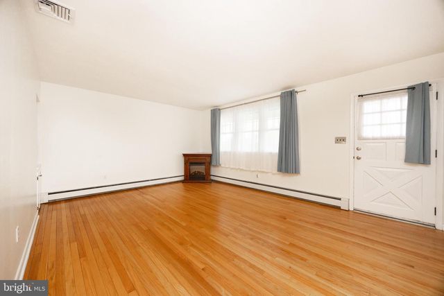 1907 JUNIATA RD, Norristown, PA 19403