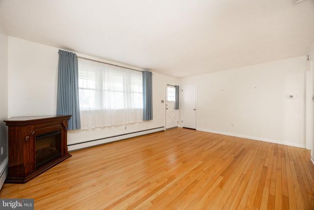 1907 JUNIATA RD, Norristown, PA 19403