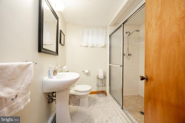 1907 JUNIATA RD, Norristown, PA 19403