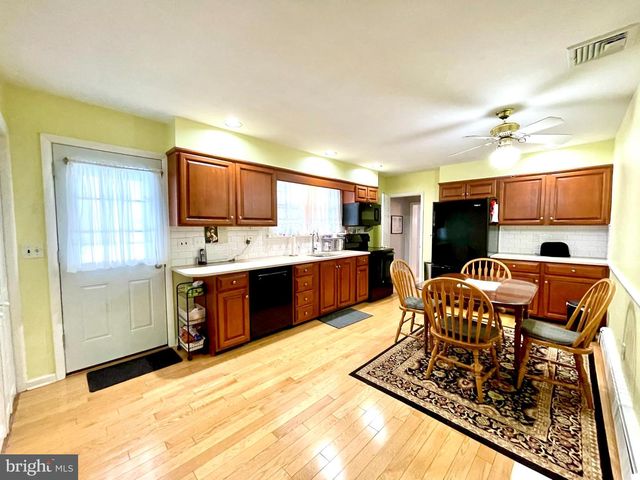 1907 JUNIATA RD, Norristown, PA 19403