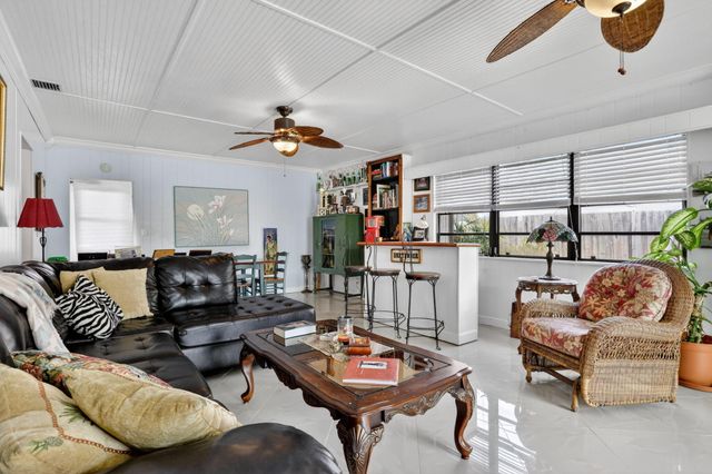 1931 NE 27th Street, Lighthouse Point, FL 33064