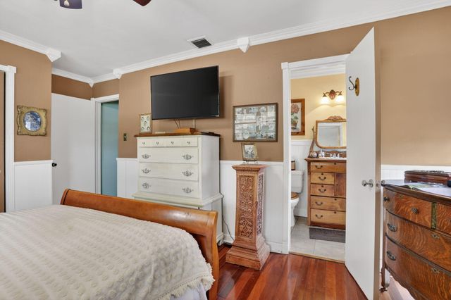 1931 NE 27th Street, Lighthouse Point, FL 33064