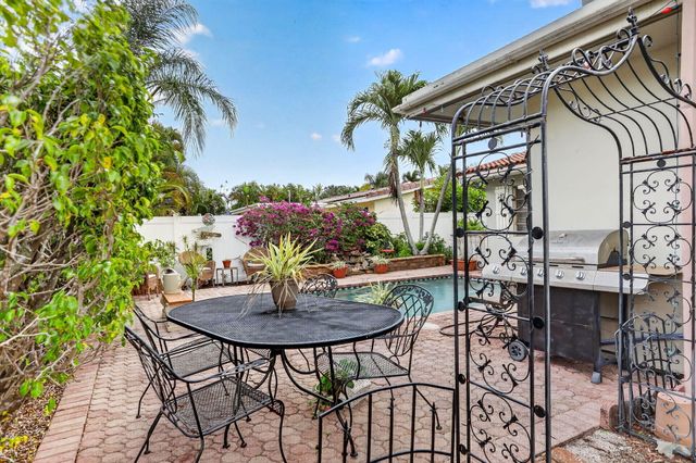 1931 NE 27th Street, Lighthouse Point, FL 33064