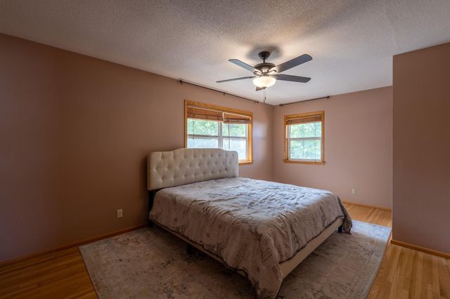 913 Park Drive S, Fargo, ND 58103
