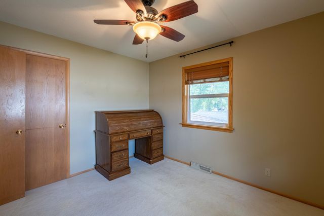 913 Park Drive S, Fargo, ND 58103