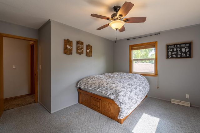 913 Park Drive S, Fargo, ND 58103