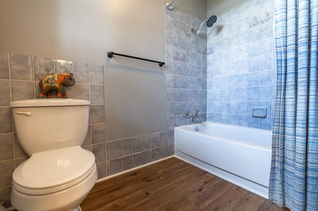 913 Park Drive S, Fargo, ND 58103