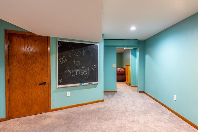 913 Park Drive S, Fargo, ND 58103