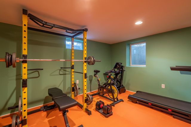 913 Park Drive S, Fargo, ND 58103