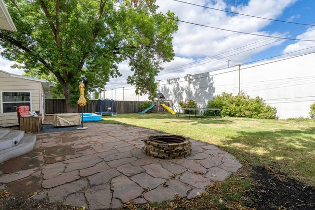 913 Park Drive S, Fargo, ND 58103