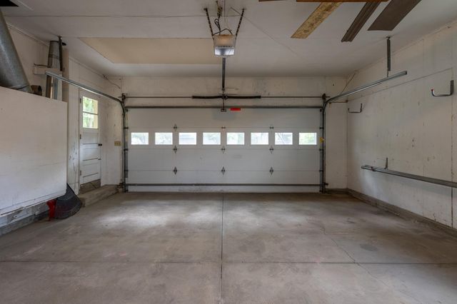 913 Park Drive S, Fargo, ND 58103