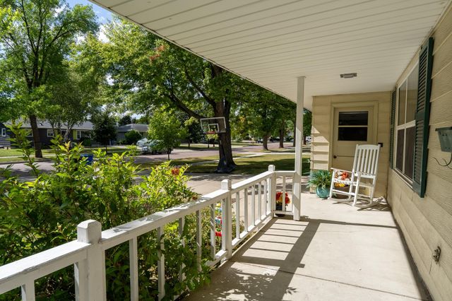 913 Park Drive S, Fargo, ND 58103
