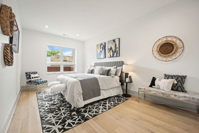 1548 W Ardmore Avenue 3B, Chicago, IL 60660