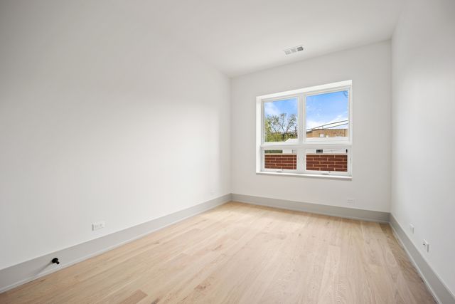 1548 W Ardmore Avenue 3B, Chicago, IL 60660