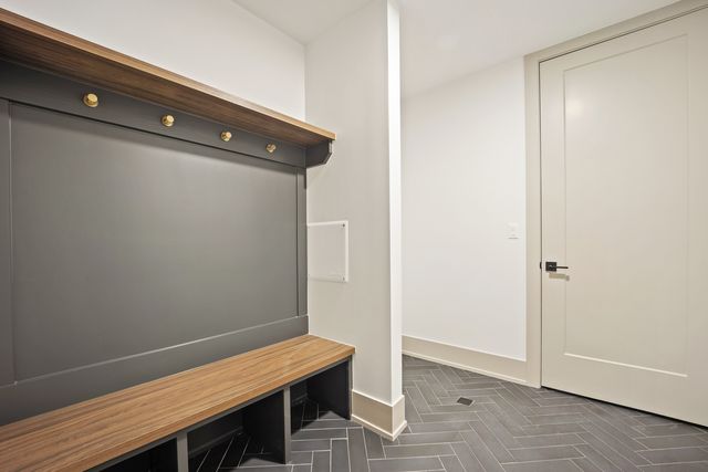 1548 W Ardmore Avenue 3B, Chicago, IL 60660