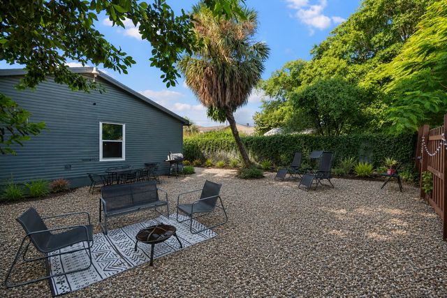 807 Grant Street, West Palm Beach, FL 33407