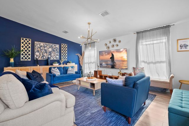 807 Grant Street, West Palm Beach, FL 33407