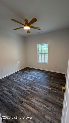 1206 Palatka Rd, Louisville, KY 40214