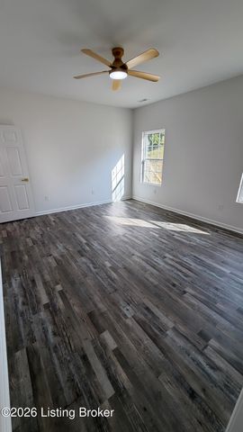 1206 Palatka Rd, Louisville, KY 40214