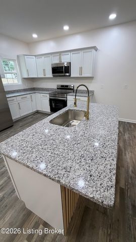 1206 Palatka Rd, Louisville, KY 40214