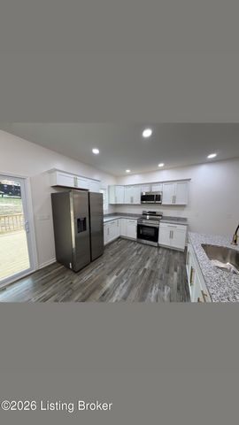 1206 Palatka Rd, Louisville, KY 40214